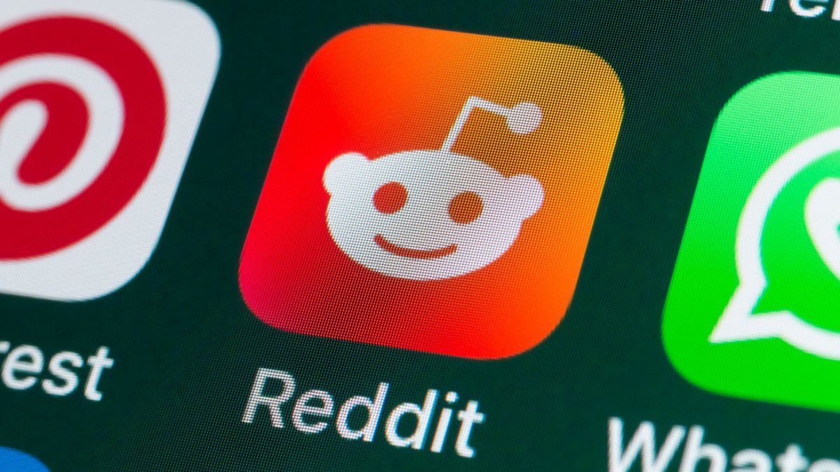 Reddit tính hạ vai trò của karma — khi rào chắn spam biến thành rào chắn người mới