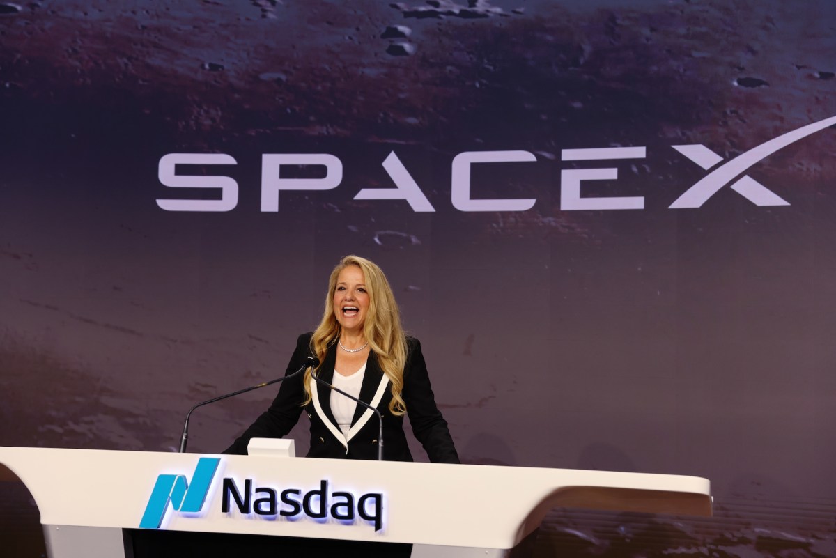 SpaceX nhân đôi doanh thu nhờ bán sức tính cho Anthropic và Google — hãng tên lửa giờ kiếm tiền bằng AI