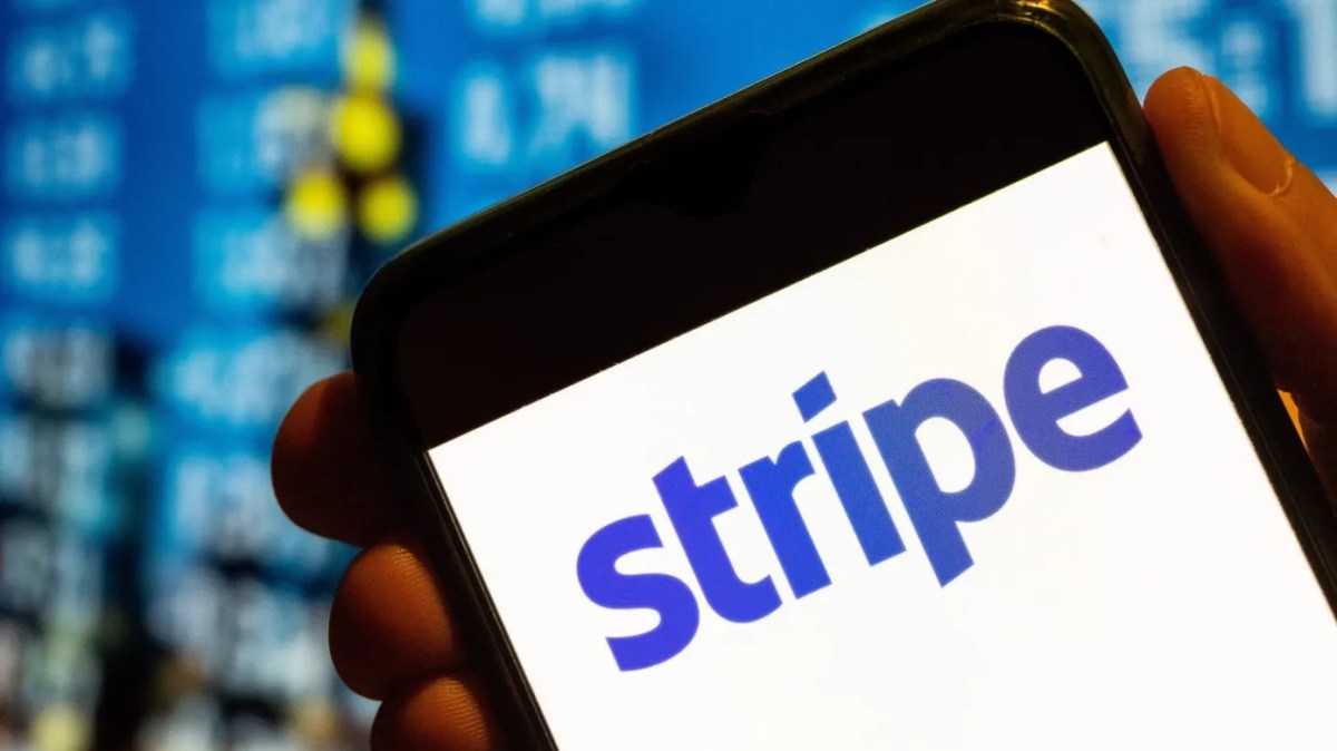 Stripe chi hơn 7 tỷ đô mua OpenRouter — mua luôn cái ổ cắm của cả ngành AI